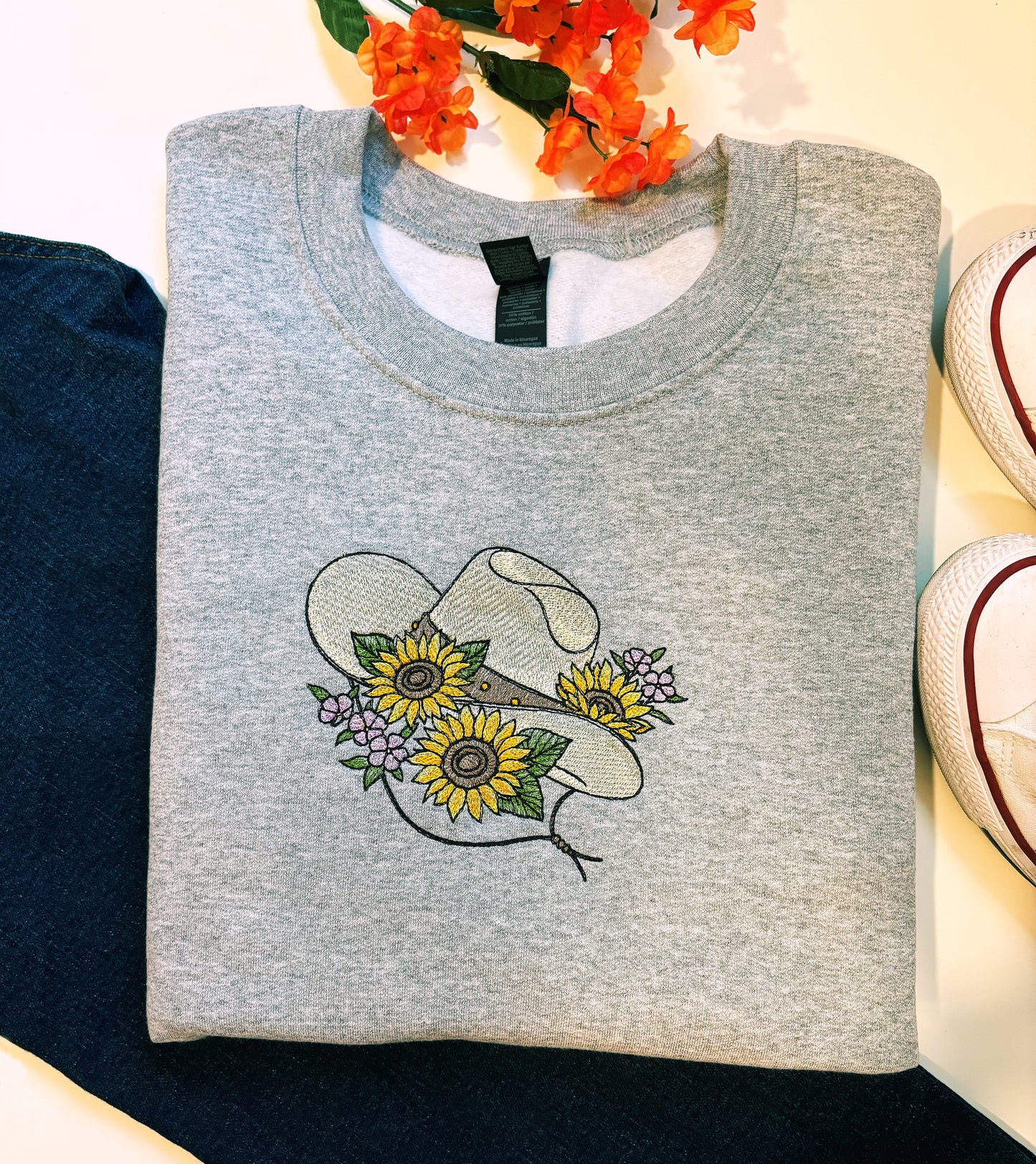 Cowboy Hat And Sunflowers Embroidered Sweatshirt