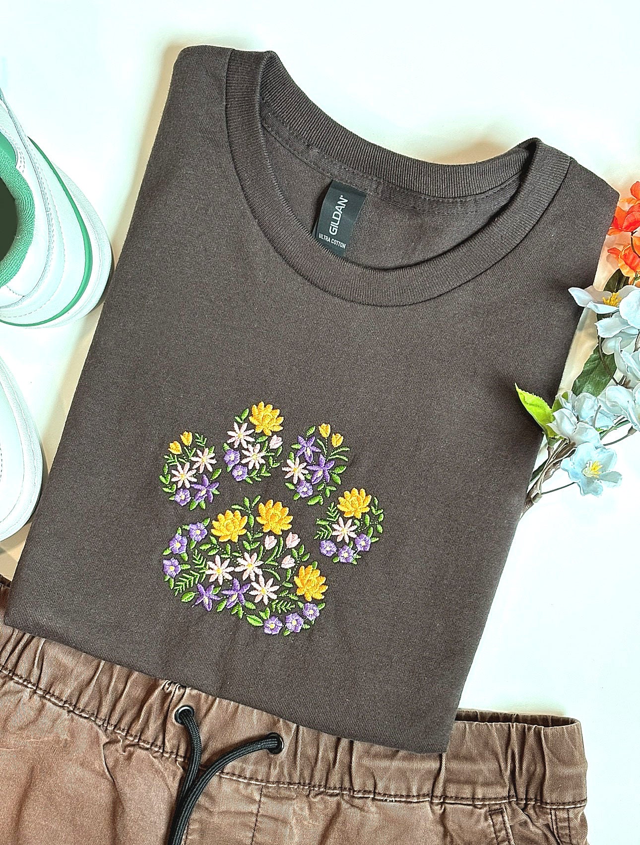 Floral Paw Print Embroidered T-shirt